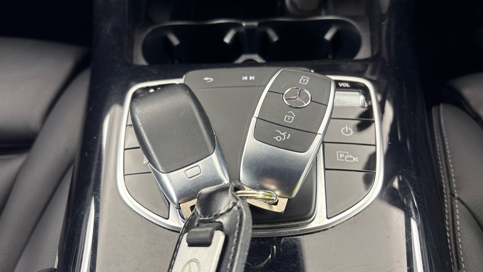 MERCEDES-BENZ EQC ESTATE EQC 400 300kW AMG Line 80kWh 5dr Auto