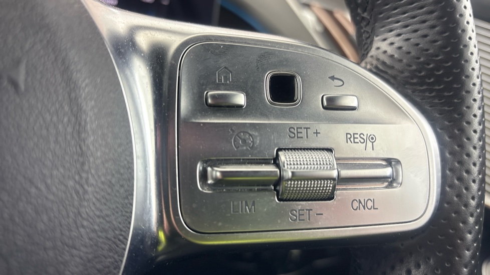 MERCEDES EQC cruise control