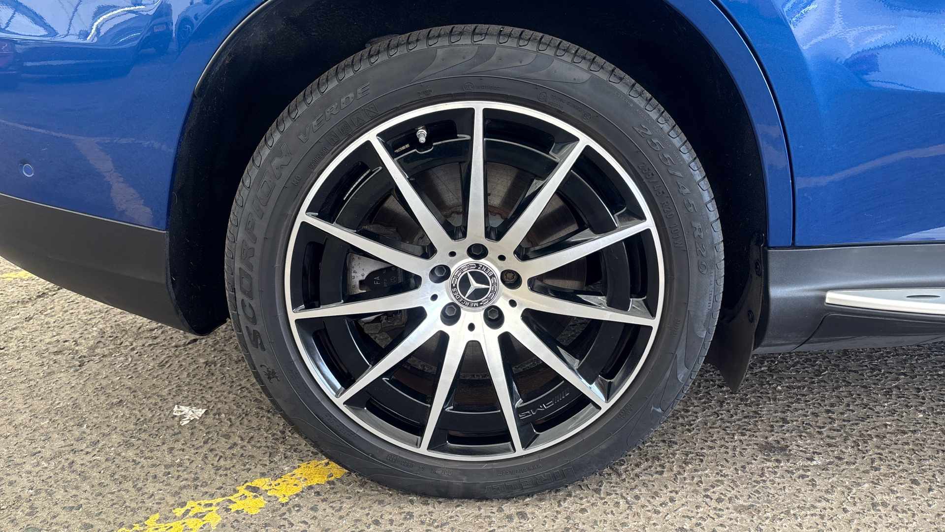 MERCEDES EQC EQC ESTATE EQC 400 300kW AMG Line 80kWh 5dr Auto