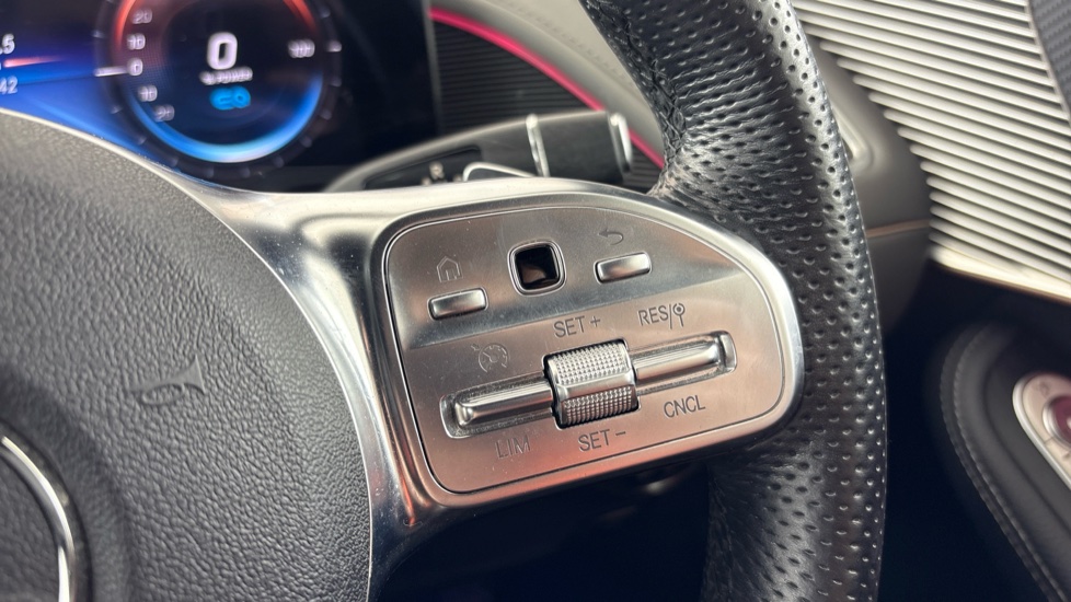 MERCEDES EQC Cruise control