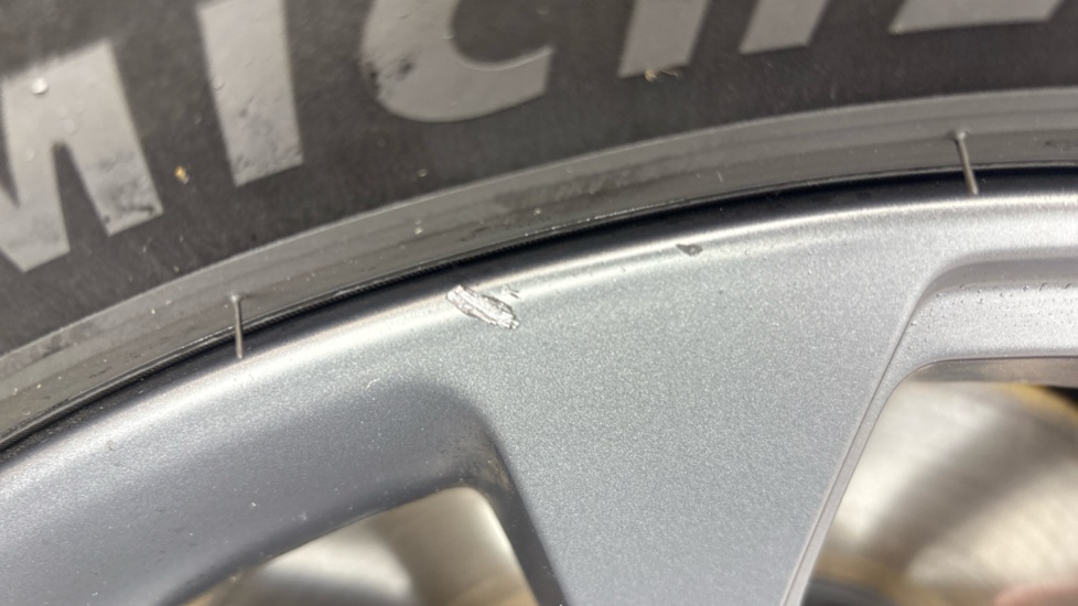 LAND ROVER RANGE ROVER SPORT scuff
