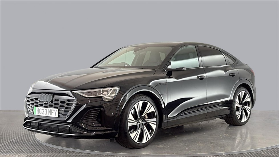 Used AUDI Q8