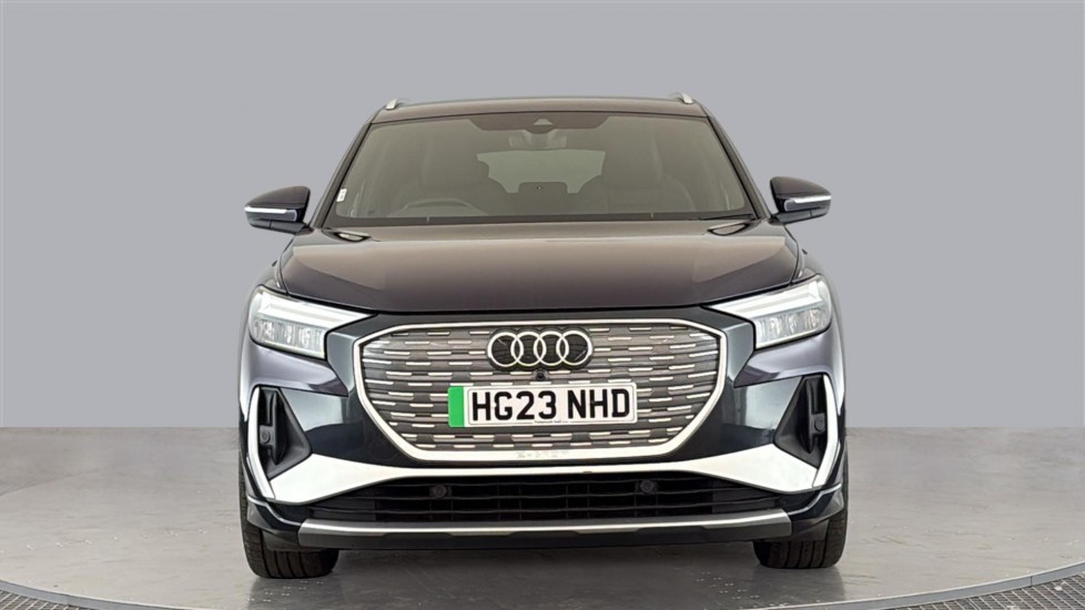 AUDI Q4 Image 8
