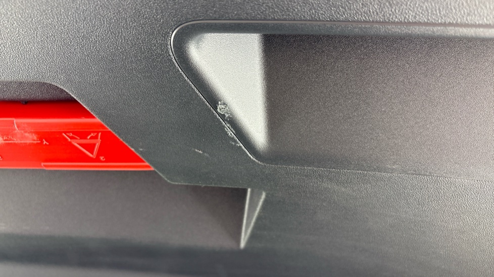 AUDI Q4 scuff