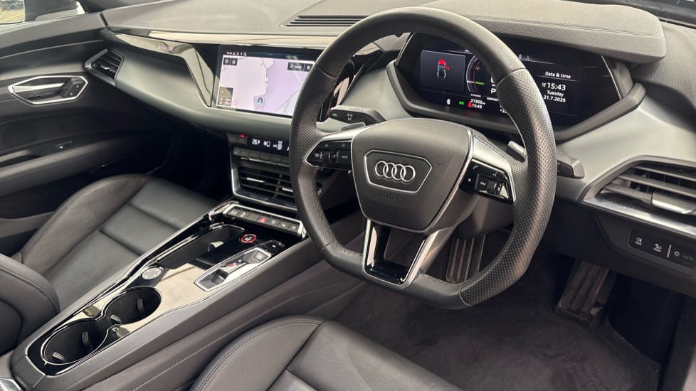 AUDI E-TRON GT Image 9