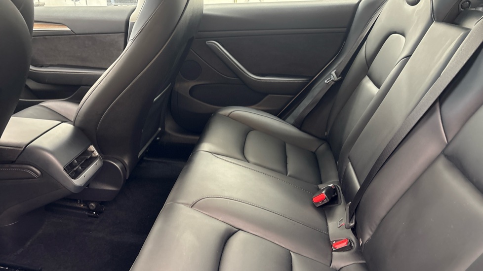 TESLA MODEL 3 SALOON Long Range RWD 4dr Auto