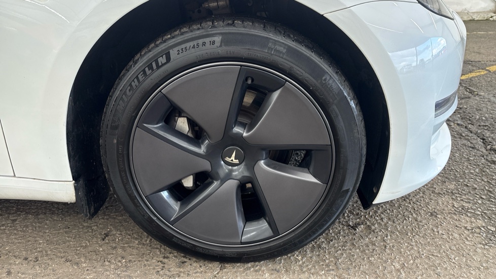 TESLA MODEL 3 SALOON Long Range RWD 4dr Auto