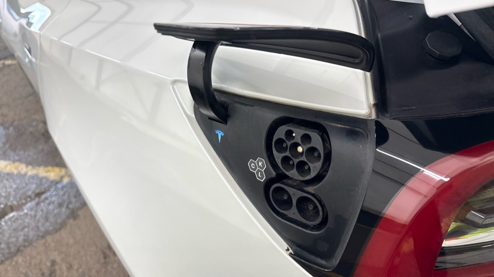 TESLA MODEL 3 SALOON Long Range RWD 4dr Auto