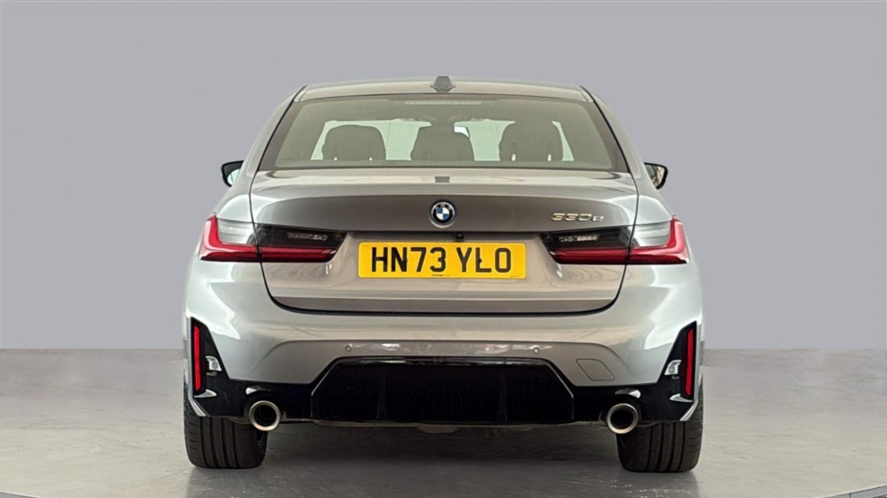 BMW 3 SERIES Image 4