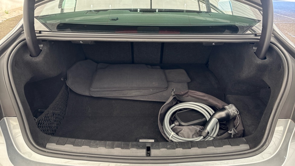 BMW 3 SERIES Image 15