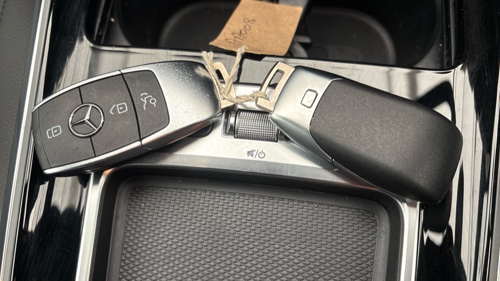 MERCEDES-BENZ EQA HATCHBACK EQA 250+ 140kW Sport Executive 70.5kWh 5dr Auto
