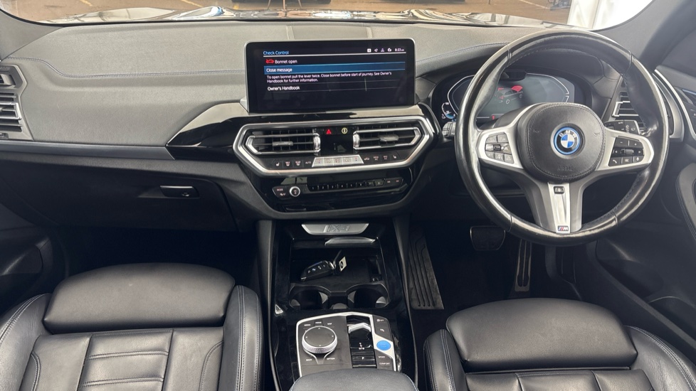 BMW iX3 Image 11