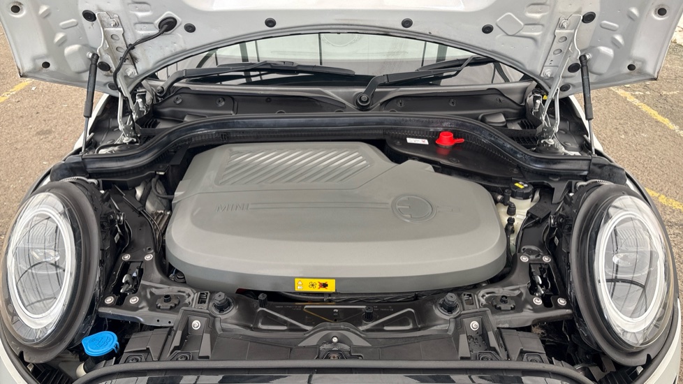 MINI HATCHBACK ELECTRIC 135kW Cooper S Level 1 33kWh 3dr Auto