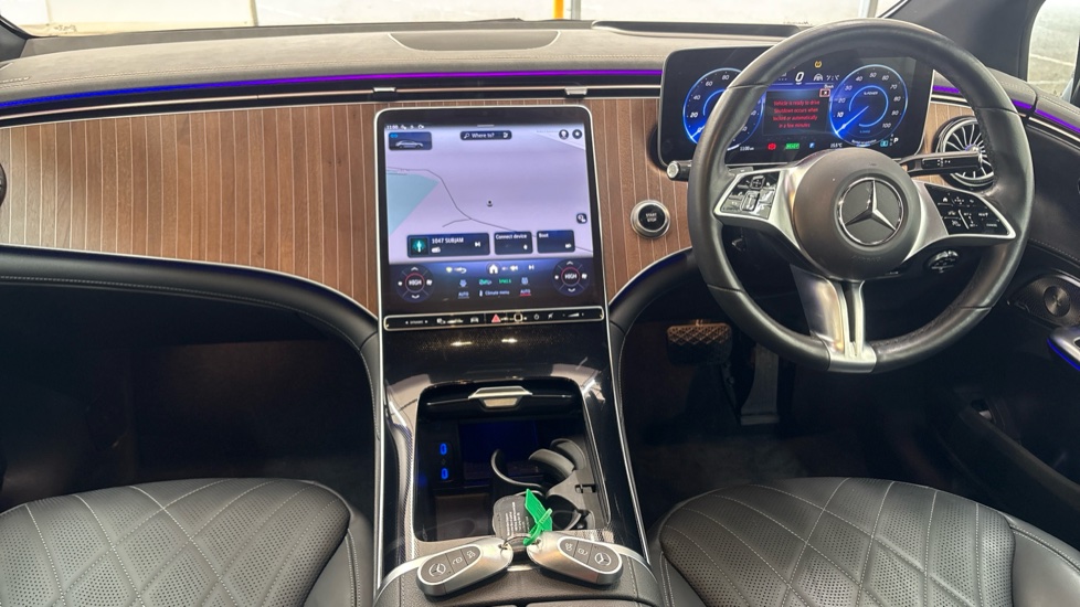 MERCEDES EQE Image 11