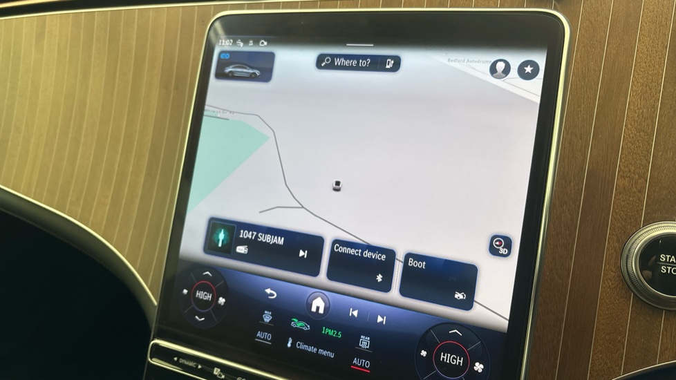 MERCEDES EQE Image 12