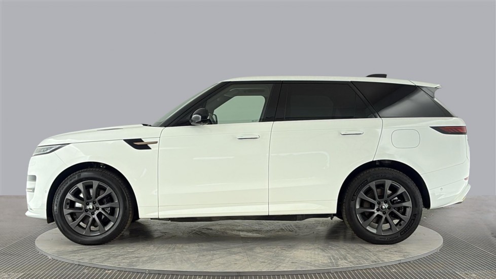 LAND ROVER RANGE ROVER SPORT Image 2