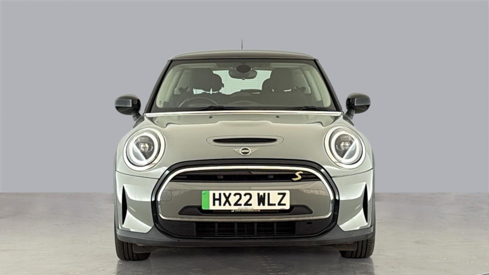 MINI HATCHBACK Image 8