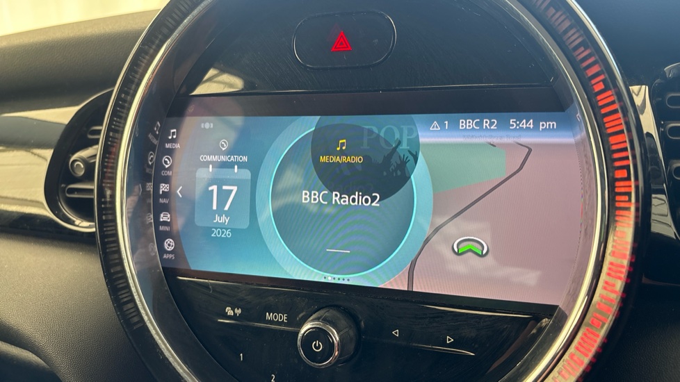 MINI HATCHBACK Image 12