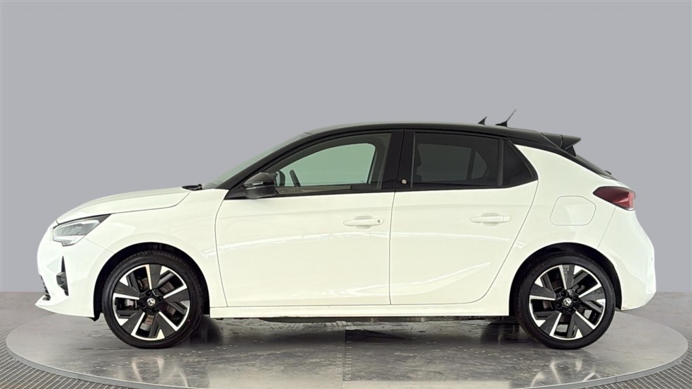 VAUXHALL CORSA Image 2