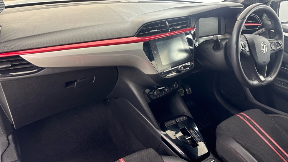 VAUXHALL CORSA Image 10