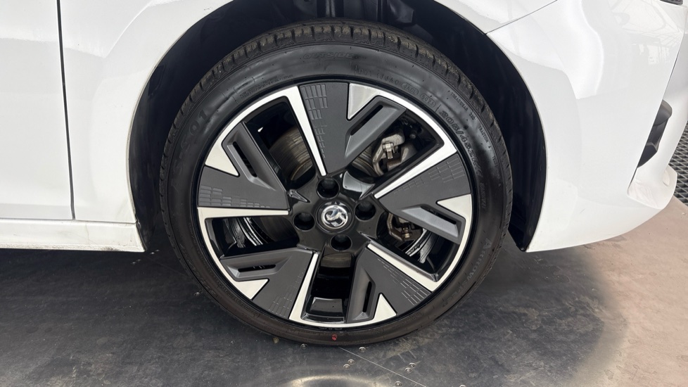 VAUXHALL CORSA Image 20