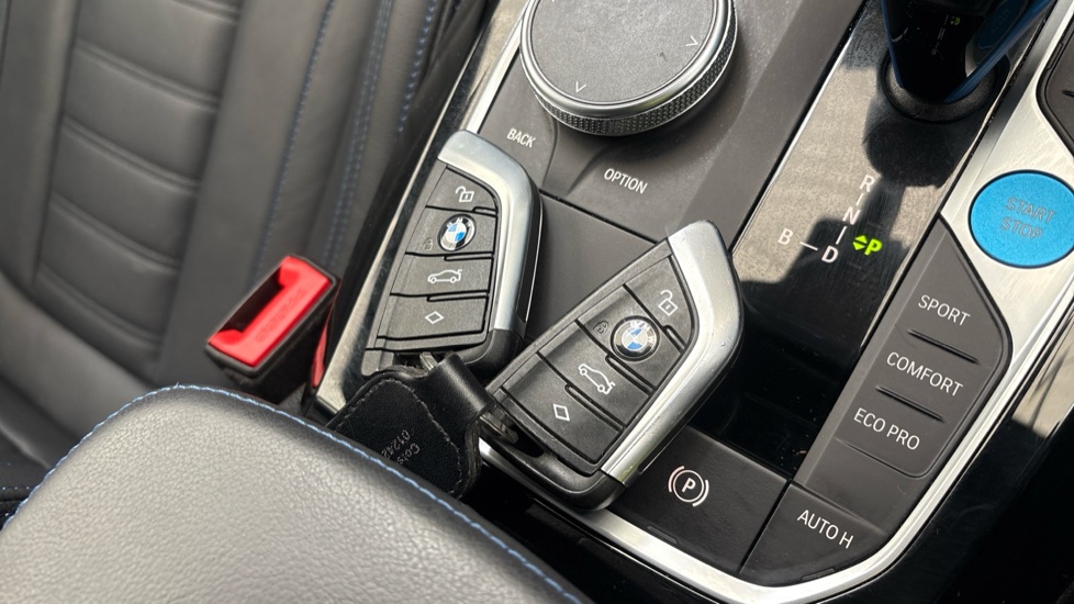 BMW iX3 ELECTRIC ESTATE 210kW M Sport Pro 80kWh 5dr Auto