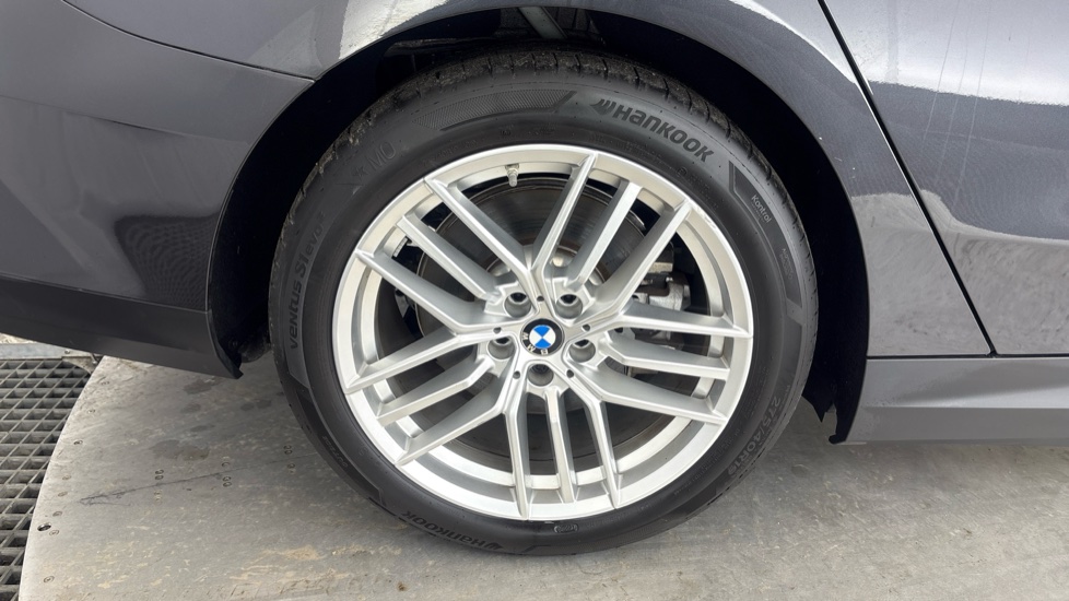 BMW I5 TOURING 250kW eDrive40 Sport Edition 84kWh 5dr At Tec+Cmf+