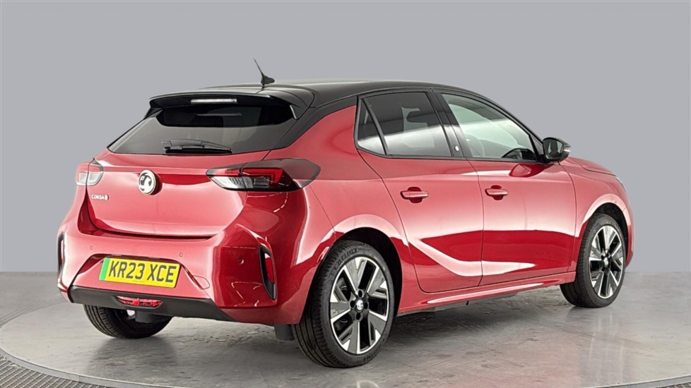 VAUXHALL CORSA Image 5