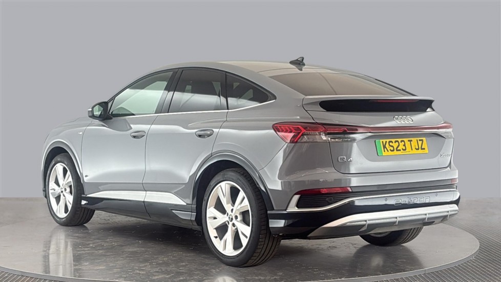 AUDI Q4 Image 3