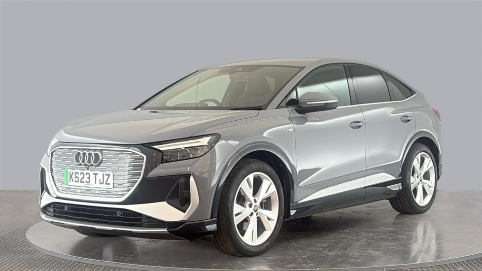 Used AUDI Q4