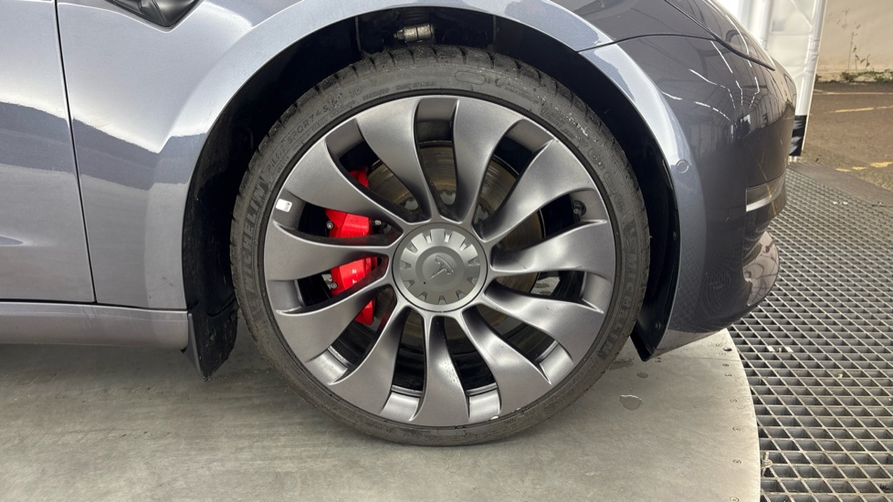 TESLA MODEL 3 SALOON Performance AWD 4dr [Performance Upgrade] Auto