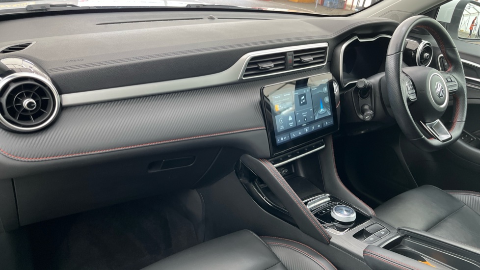 MG ZS Image 10