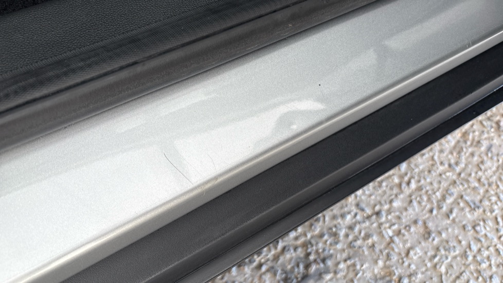MG ZS Dent and scratches