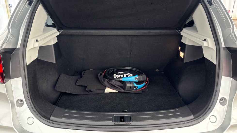 MG ZS Image 15