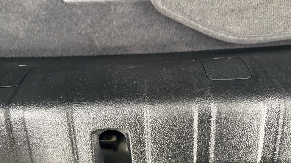BMW I4 scratches