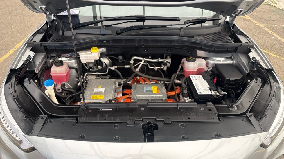 MG ZS Image 16