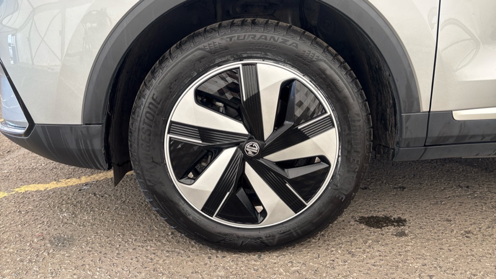 MG ZS Image 17