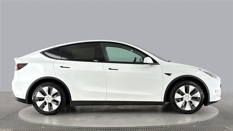 TESLA MODEL Y Image 6