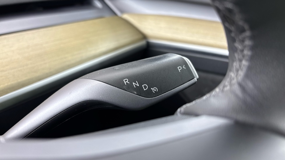 TESLA MODEL Y HATCHBACK Long Range AWD 5dr Auto