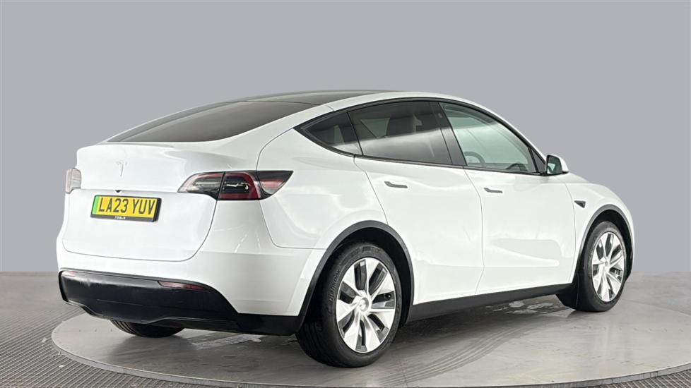 TESLA MODEL Y HATCHBACK RWD 5dr Auto