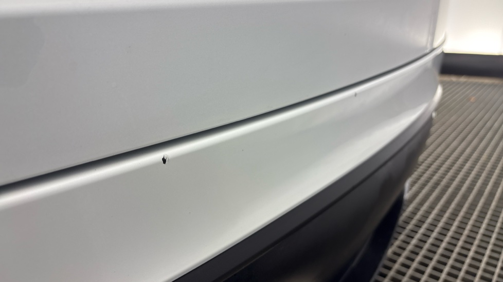 TESLA MODEL Y HATCHBACK RWD 5dr Auto