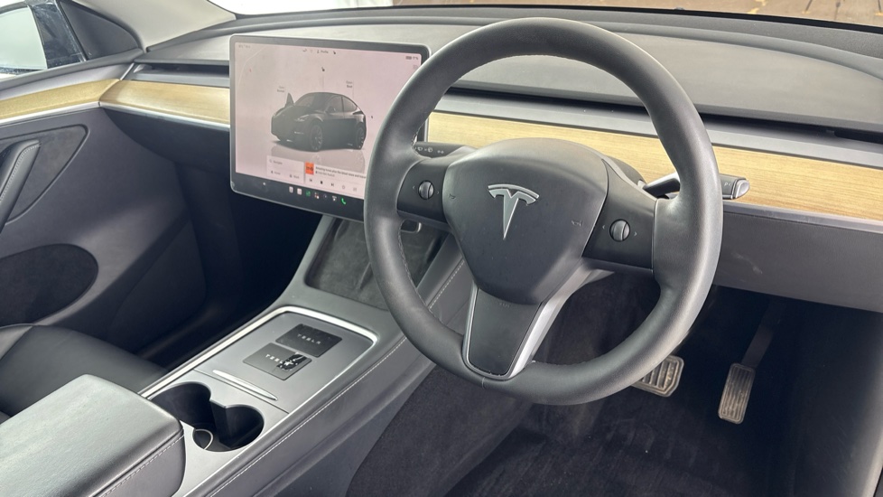 TESLA MODEL Y HATCHBACK Long Range AWD 5dr Auto