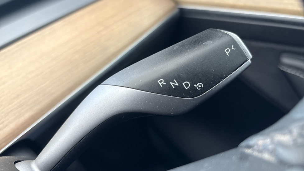 TESLA MODEL Y HATCHBACK Long Range AWD 5dr Auto