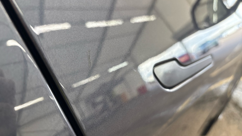 TESLA MODEL Y HATCHBACK Long Range AWD 5dr Auto