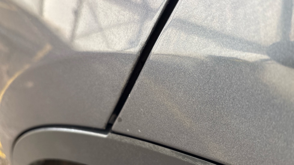 TESLA MODEL Y HATCHBACK Long Range AWD 5dr Auto
