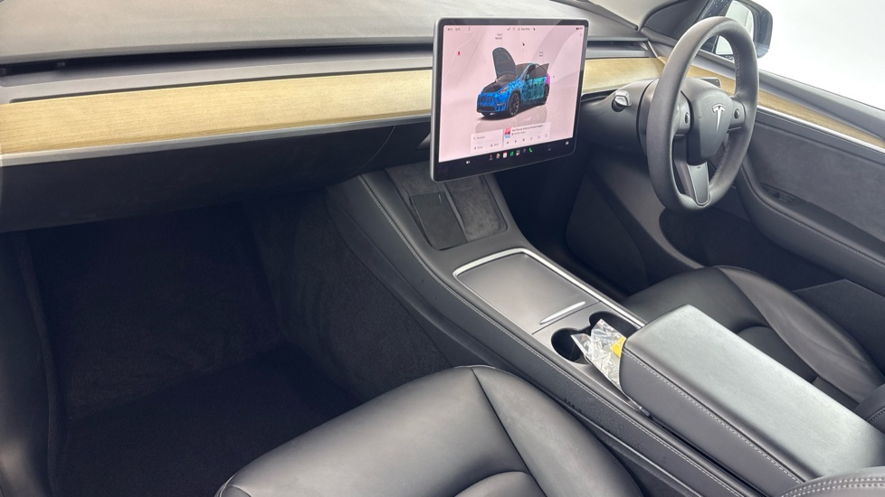 TESLA MODEL Y HATCHBACK Long Range AWD 5dr Auto