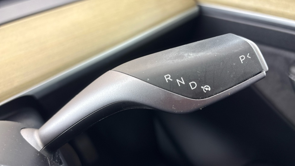 TESLA MODEL Y HATCHBACK Long Range AWD 5dr Auto