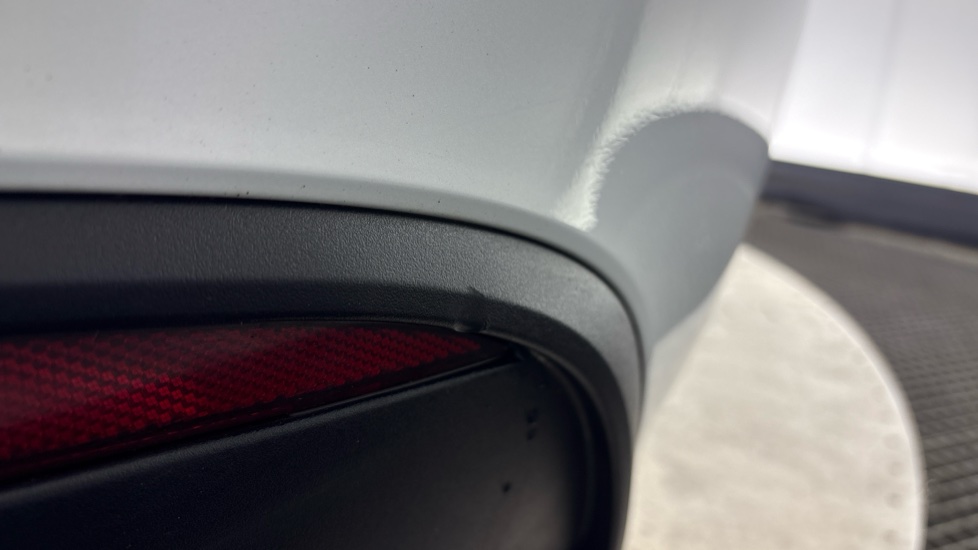 TESLA MODEL Y HATCHBACK Long Range AWD 5dr Auto