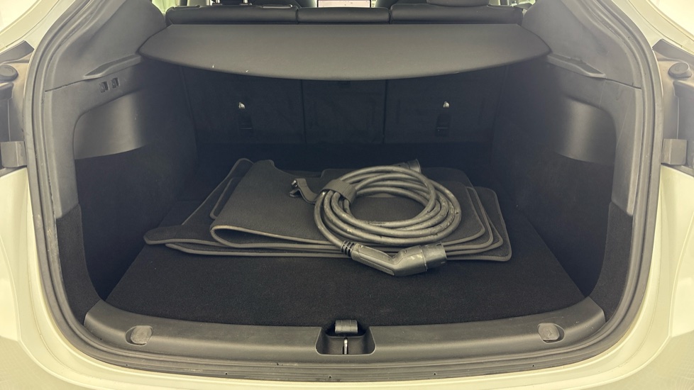 TESLA MODEL Y HATCHBACK Long Range AWD 5dr Auto
