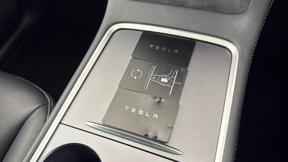 TESLA MODEL Y HATCHBACK Long Range AWD 5dr Auto